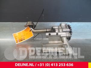 Volkswagen Caddy Oliepomp O62739 foto 4
