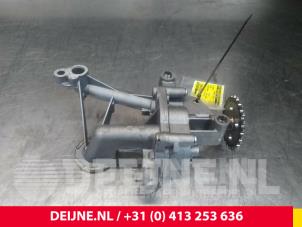 Nissan Interstar Ölpumpe O62742 foto 2