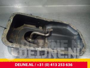 Gebruikte Carterpan Hyundai H200 Prijs € 72,60 Inclusief btw aangeboden door van Deijne Onderdelen Uden B.V.