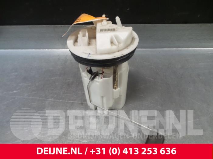 Gebruikte Tank element Pomp Ford Fiesta Prijs € 30,00 Margeregeling aangeboden door van Deijne Onderdelen Uden B.V.