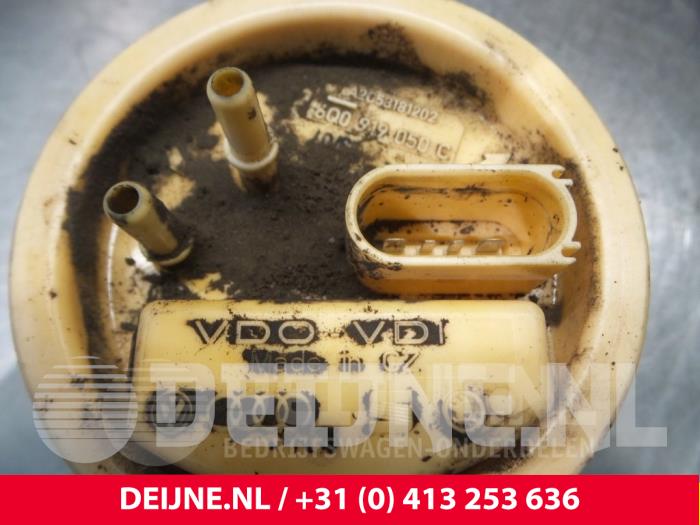 Gebruikte Brandstofpomp Elektrisch Volkswagen Polo Prijs € 14,00 Margeregeling aangeboden door van Deijne Onderdelen Uden B.V.