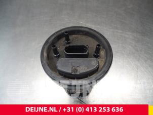 Volkswagen Transporter Electric fuel pump O63162 photo 3