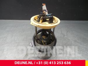 Volkswagen Golf Electric fuel pump O63168 photo 2