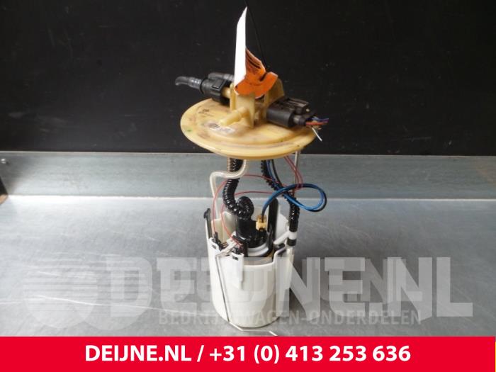 Gebruikte Tank element Pomp Volkswagen Crafter Prijs € 90,75 Inclusief btw aangeboden door van Deijne Onderdelen Uden B.V.
