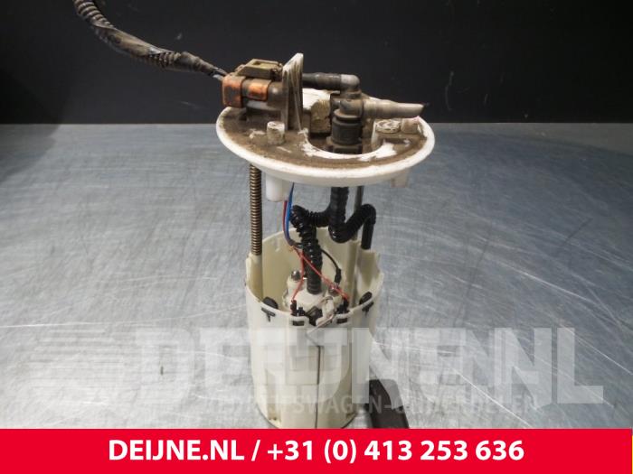 Gebruikte Tank element Pomp Fiat Doblo Prijs € 18,15 Inclusief btw aangeboden door van Deijne Onderdelen Uden B.V.