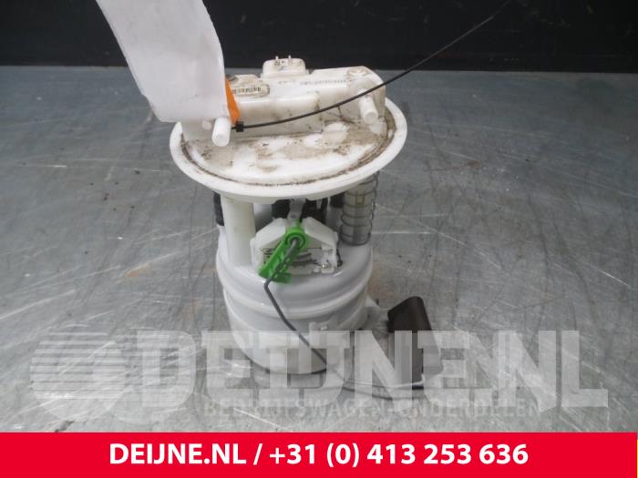 Dacia Sandero Electric fuel pump O63243