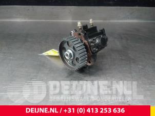 Gebruikte Brandstofpomp Mechanisch Opel Antara (LA6) 2.0 CDTI 16V 4x2 Prijs € 200,00 Margeregeling aangeboden door van Deijne Onderdelen Uden B.V.