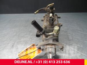Opel Astra Mechanical fuel pump O63376 photo 3
