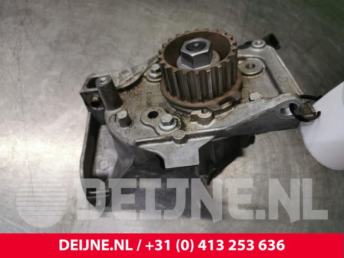 Peugeot 207 Brandstofpomp Mechanisch O63446