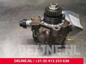 Renault Trafic Brandstofpomp Mechanisch O63464 foto 2