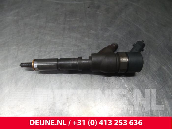Gebruikte Verstuiver (diesel) Peugeot Expert Prijs € 72,60 Inclusief btw aangeboden door van Deijne Onderdelen Uden B.V.