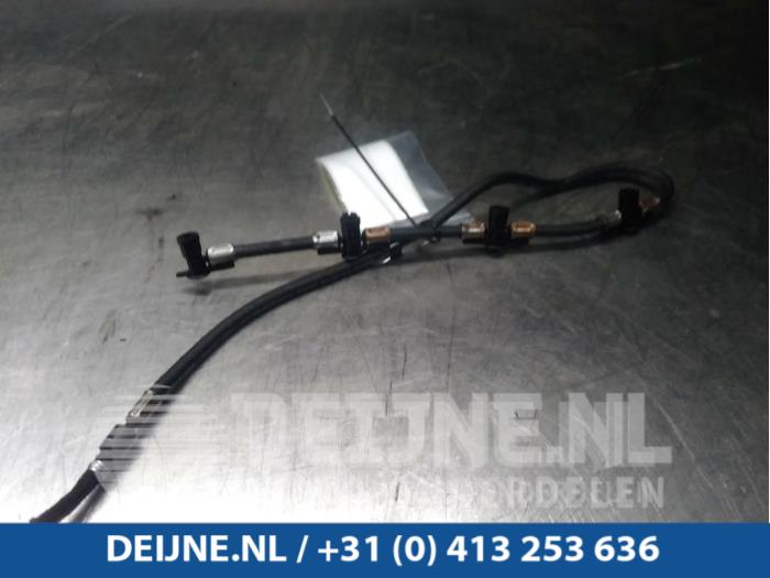 Brandstof retourleiding - Mercedes Sprinter