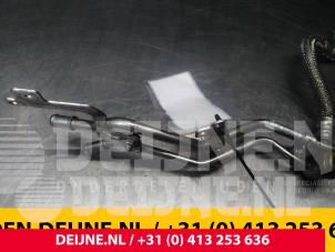 Mercedes C-Klasse Kraftstoffleitung O64009 foto 3