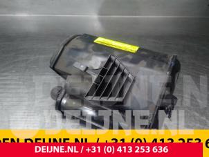 Mercedes C-Klasse Koolstoffilter O64073 foto 4