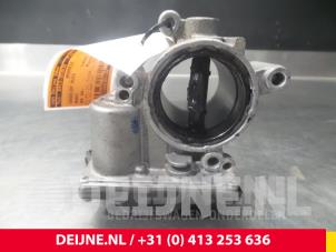 Audi A4 Gasklephuis O64101 foto 2