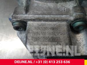 Audi A4 Throttle body O64115 photo 3