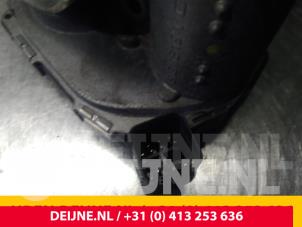 BMW X3 Throttle body O64118 photo 3