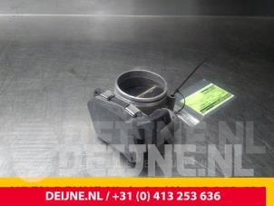 BMW X3 Throttle body O64118 photo 2