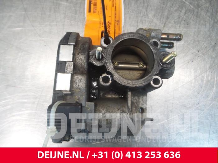 Opel Corsa Gasklephuis O64191