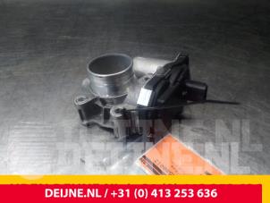 Opel Adam Gasklephuis O64202 foto 2