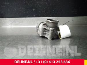 Opel Astra Gasklephuis O64213 foto 2