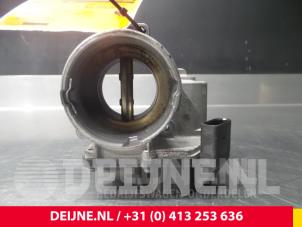 Gebruikte Gasklephuis Volkswagen Eos (1F7/F8) 2.0 TDI DPF Prijs € 75,00 Margeregeling aangeboden door van Deijne Onderdelen Uden B.V.