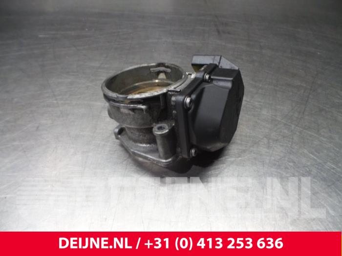 Volkswagen Golf Throttle body O64288