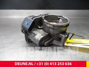 Volkswagen Golf Drosselklappengehäuse O64288 foto 2