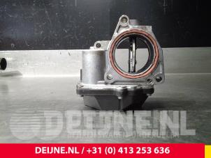 Volkswagen Golf Drosselklappengehäuse O64289 foto 4
