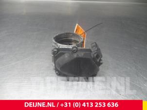 Volkswagen Caddy Drosselklappengehäuse O64309 foto 2