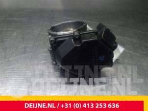 Volkswagen Passat Gasklephuis O64327 foto 2