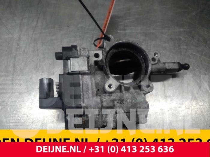 Gebruikte Gasklephuis Fiat Doblo (263) 2.0 D Multijet Prijs € 30,25 Inclusief btw aangeboden door van Deijne Onderdelen Uden B.V.
