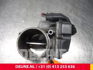 Hyundai H300 Gasklephuis O64384 foto 3