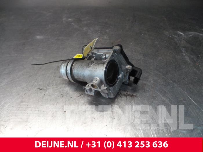 Nissan NV200 Gasklephuis O64386