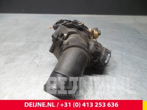 Citroen Berlingo Drosselklappengehäuse O64418 foto 3