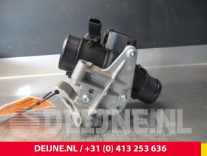 Peugeot 207 Drosselklappengehäuse O64438 foto 4