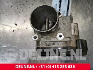 Renault Laguna Drosselklappengehäuse O64472 foto 2