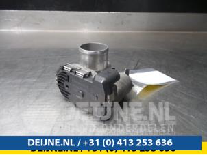 Renault Trafic Throttle body O64481 photo 2