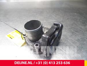 Renault Master Drosselklappengehäuse O64501 foto 2