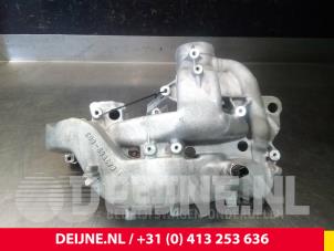 Mercedes Sprinter Inlaatspruitstuk O64534 foto 2