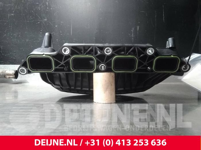 Volkswagen Scirocco Intake manifold O64546