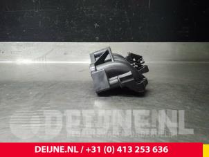 Renault Master Intake manifold O64567 photo 2
