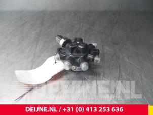 Ford Transit Connect Einspritzdüse (Einspritzer) O64578 foto 2