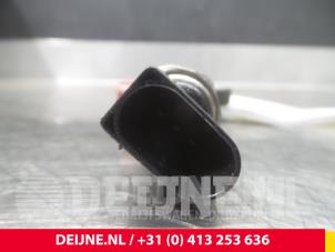 Ford Transit Fuel injector nozzle O64586 photo 3