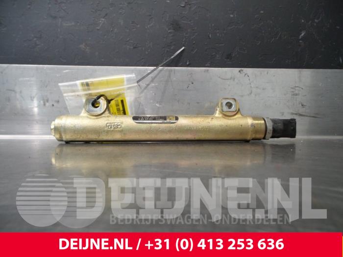 Gebruikte Verstuiver brug Opel Movano Prijs € 18,15 Inclusief btw aangeboden door van Deijne Onderdelen Uden B.V.