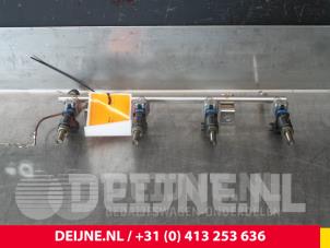 Opel Astra Fuel injector nozzle O64629 photo 2
