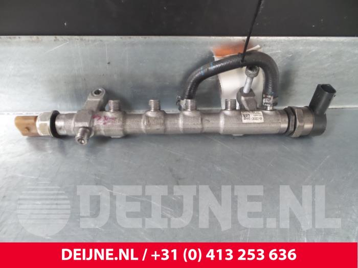 Volkswagen Crafter Einspritzdüse (Einspritzer) O64648