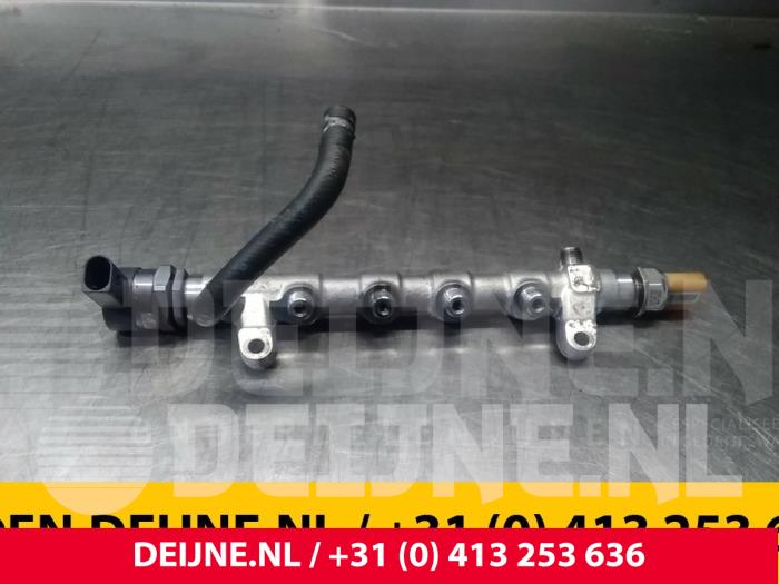 Volkswagen Crafter Einspritzdüse (Einspritzer) O64650