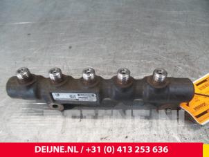 Peugeot Partner Einspritzdüse (Einspritzer) O64684 foto 2