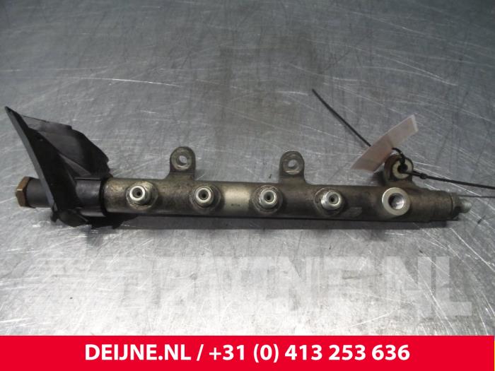 Gebruikte Common rail (Injectie) Renault Master Prijs € 48,40 Inclusief btw aangeboden door van Deijne Onderdelen Uden B.V.